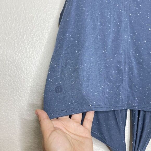 Lululemon Top Size 2 Blue Tie Back Wrap Around Mock Neck Tank Time To Restore - Picture 8 of 11